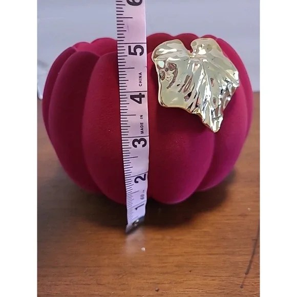 BATH & BODY WORKS Red/Maroon Velvet Fall Pumpkin 3 Wick Candle Holder - Picture 8 of 8